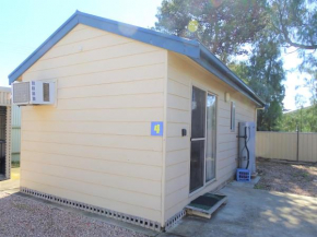 Moonta Bay Cabins - Cabin 4